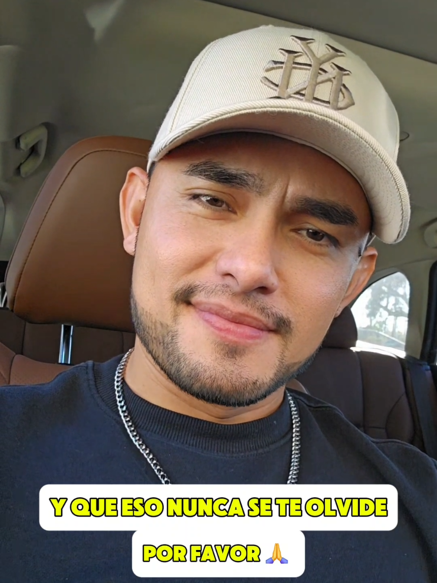 @Alex Uriostegui