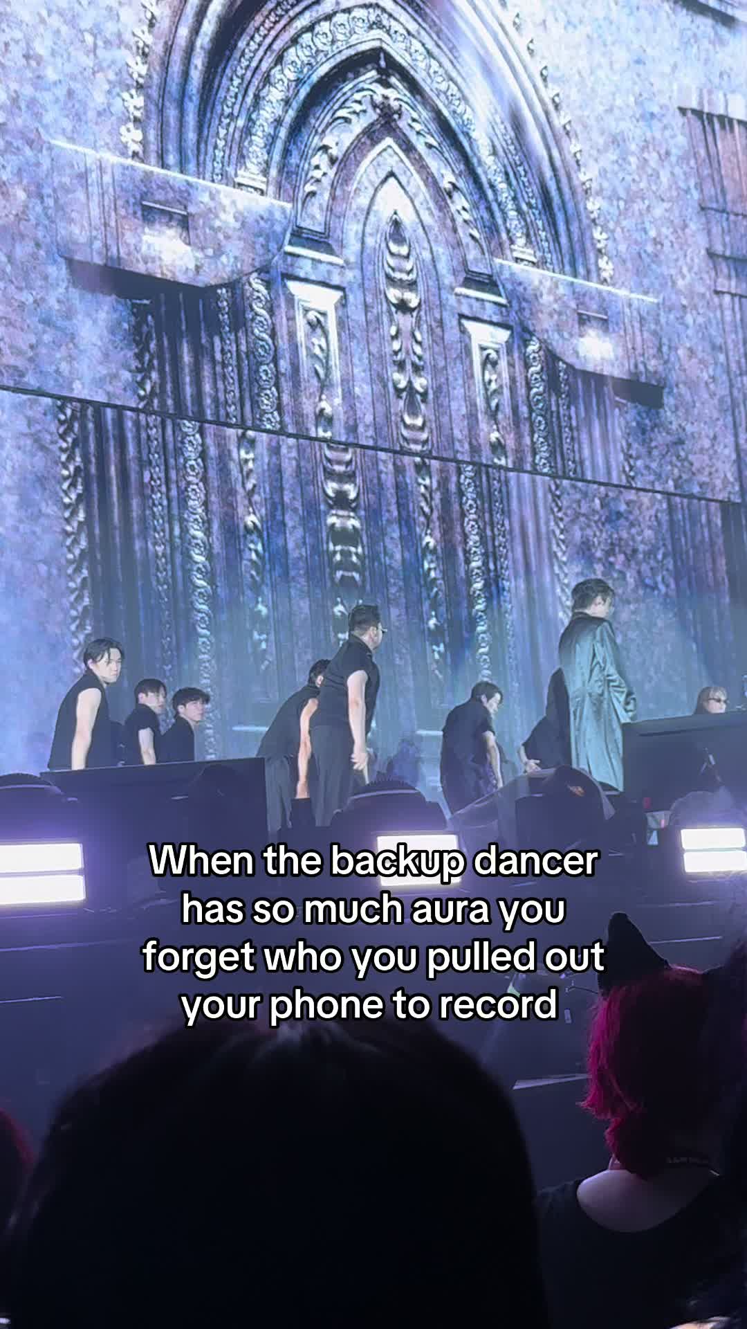 @Ella writes K-pop books