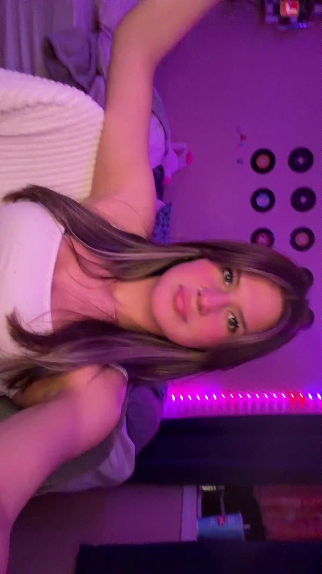 @victoriathevixon