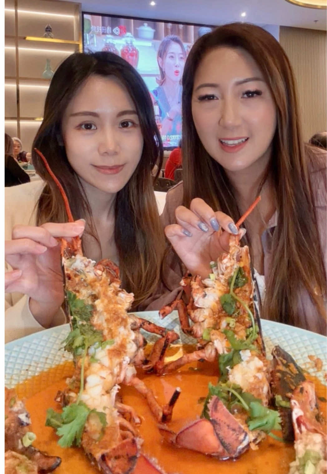 @eatntravelrepeat
