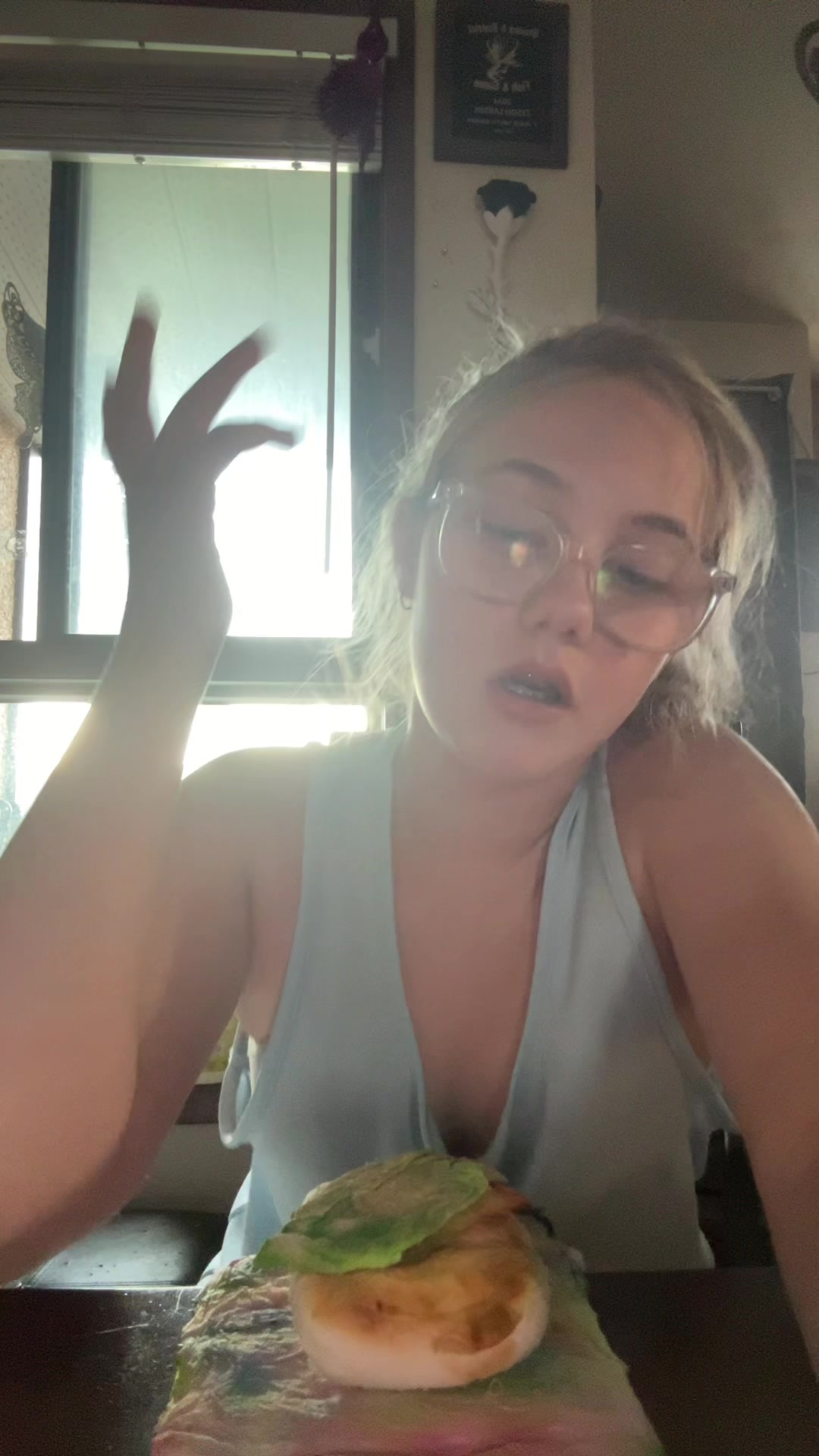 @(Taylor😝🖕)