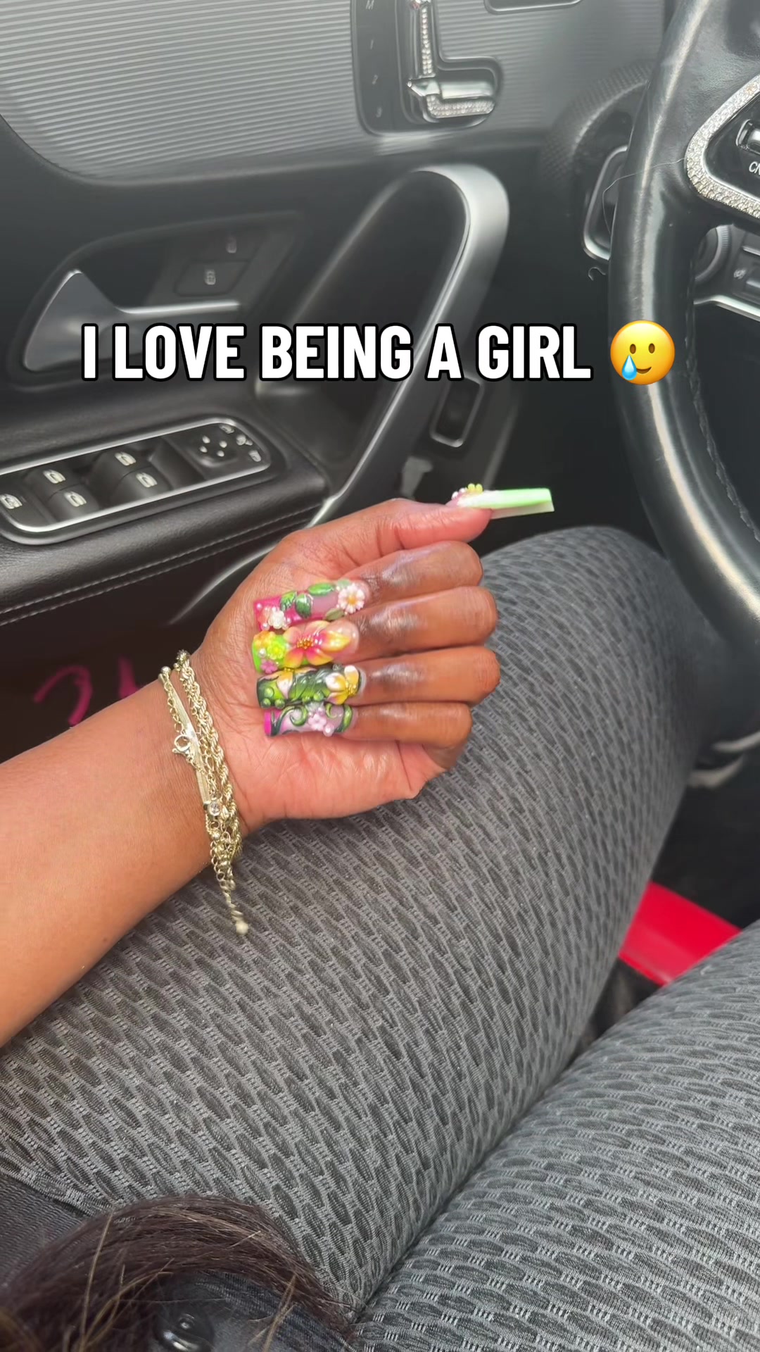 @WhateverZeeDoes