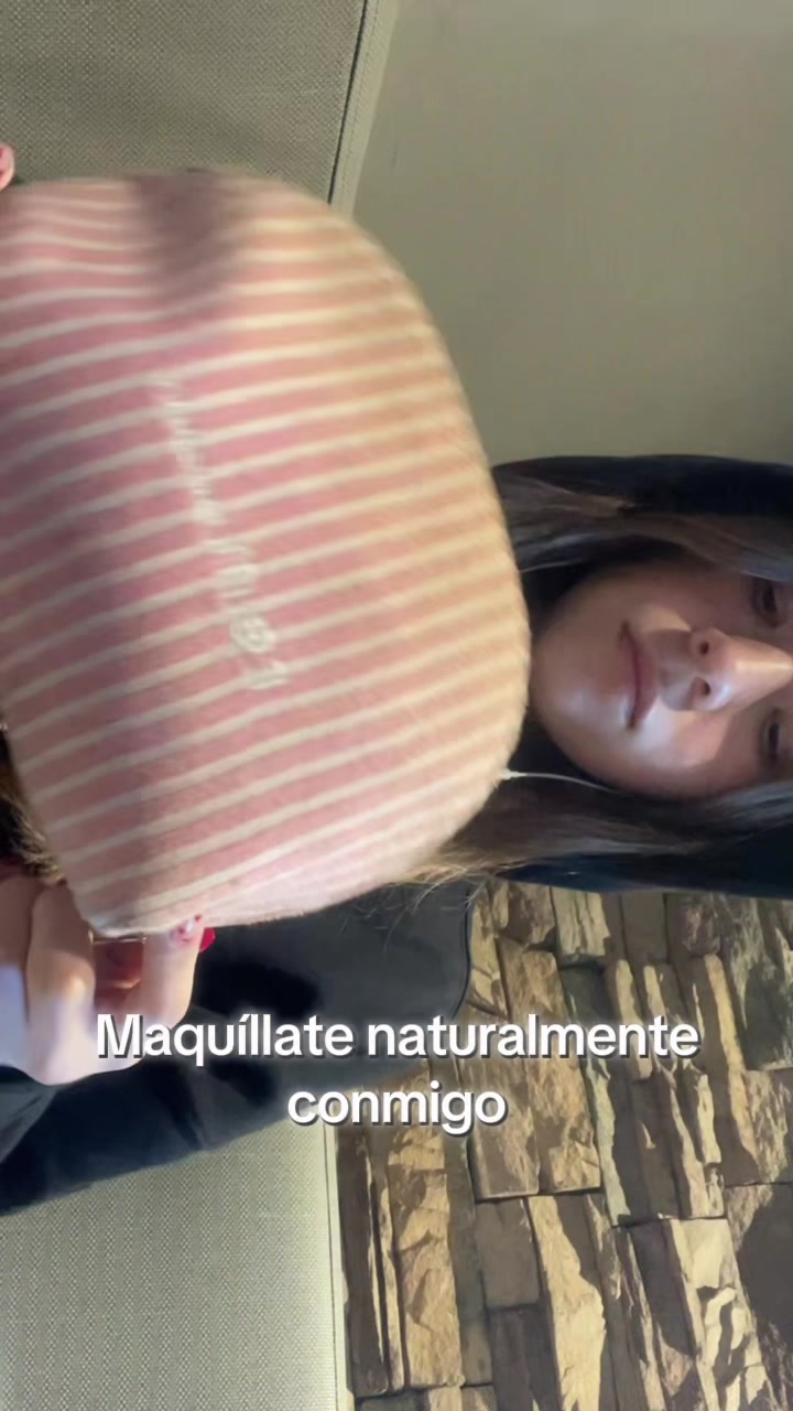 @Jhoselyn