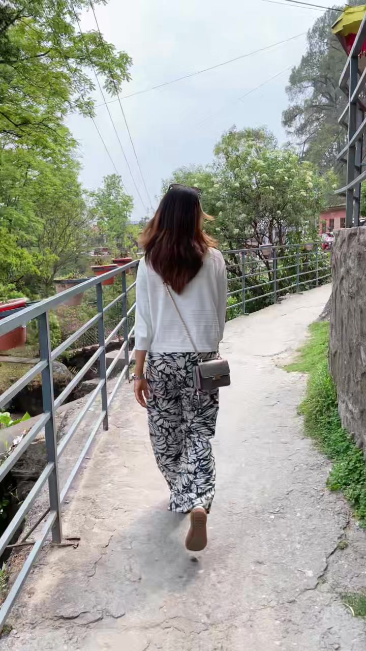 @Devi Shrestha 🇳🇵🫅