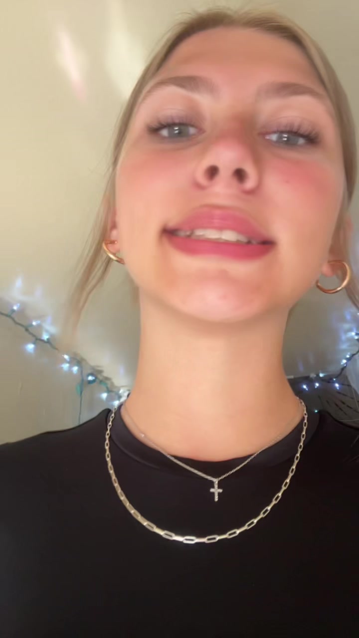 @ηαт 🎧💋