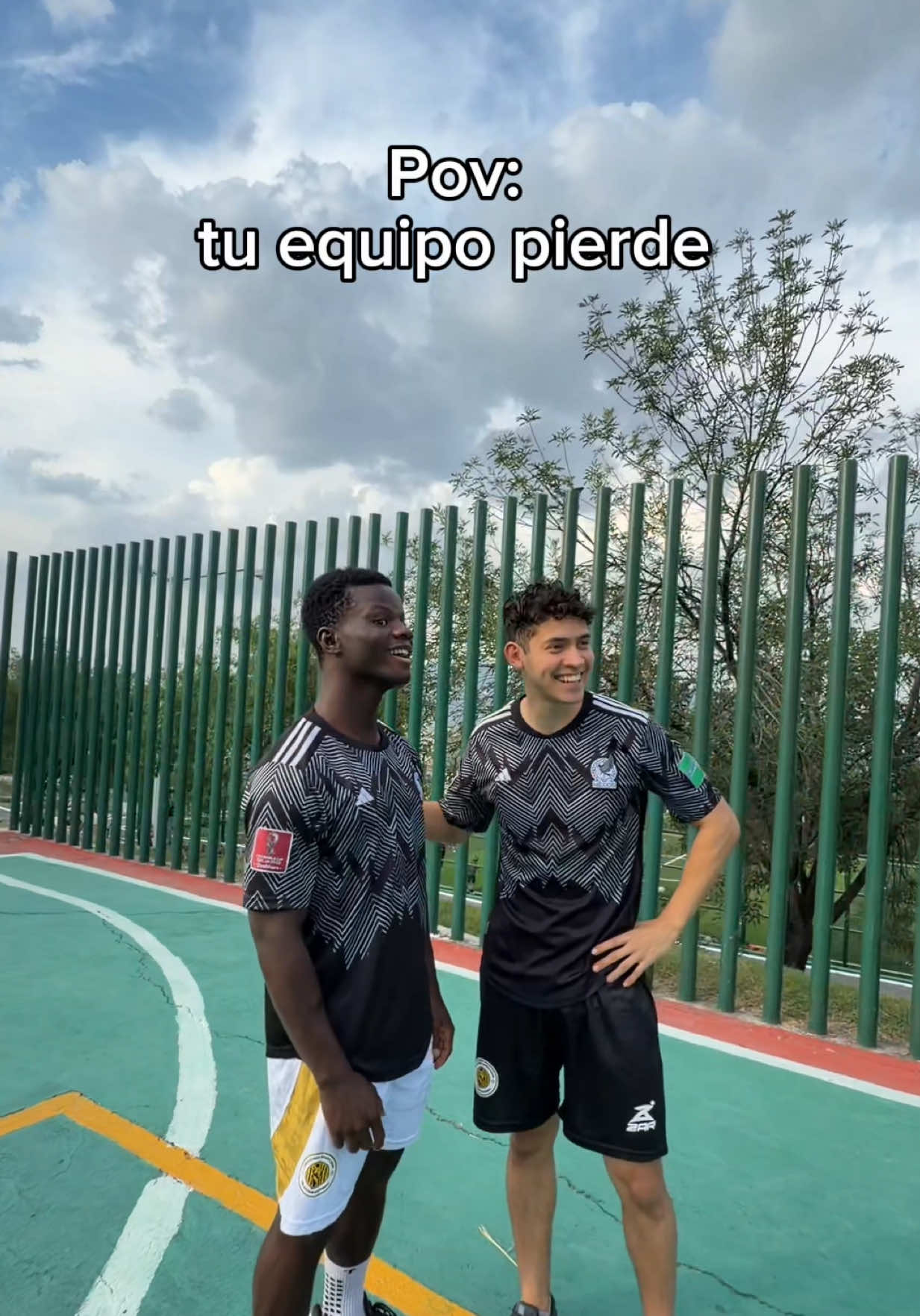@Criscasas98