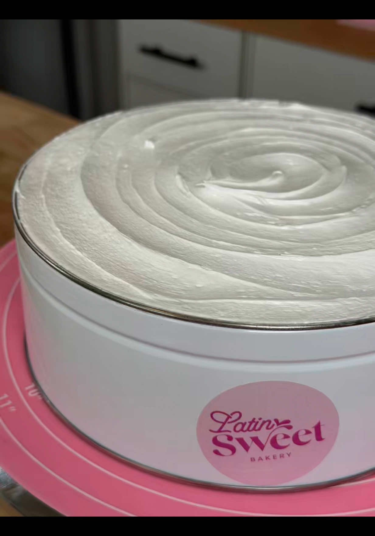 @latinsweetbakery