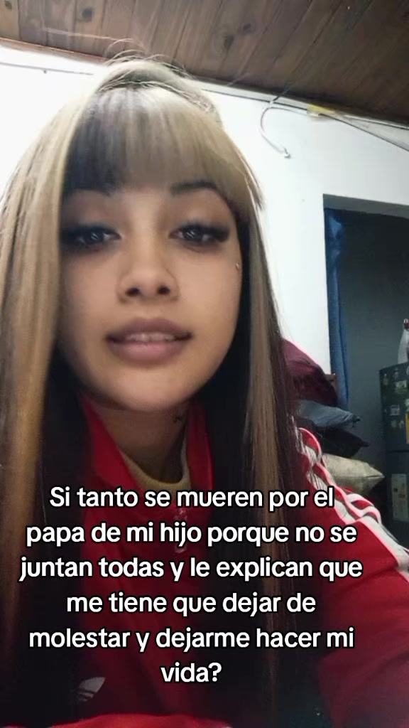 @Iaraaa__5