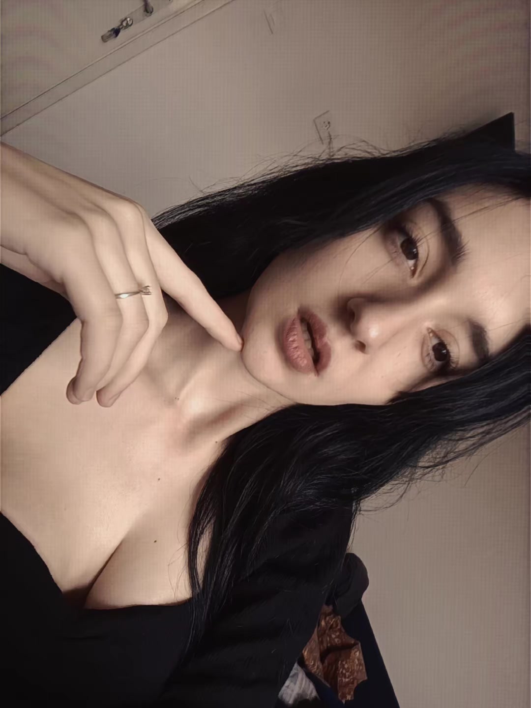 @Ana