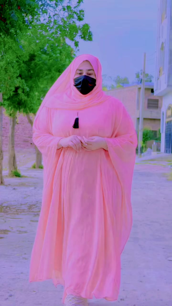 @Aliza Khatak