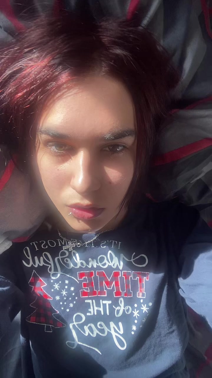 @1shitker