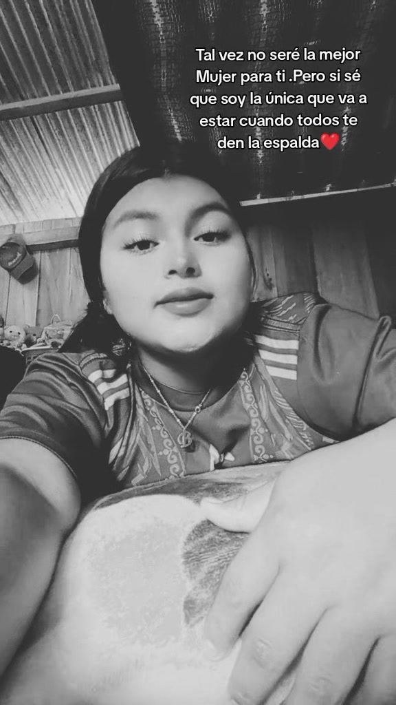 @&pound;velin..👄