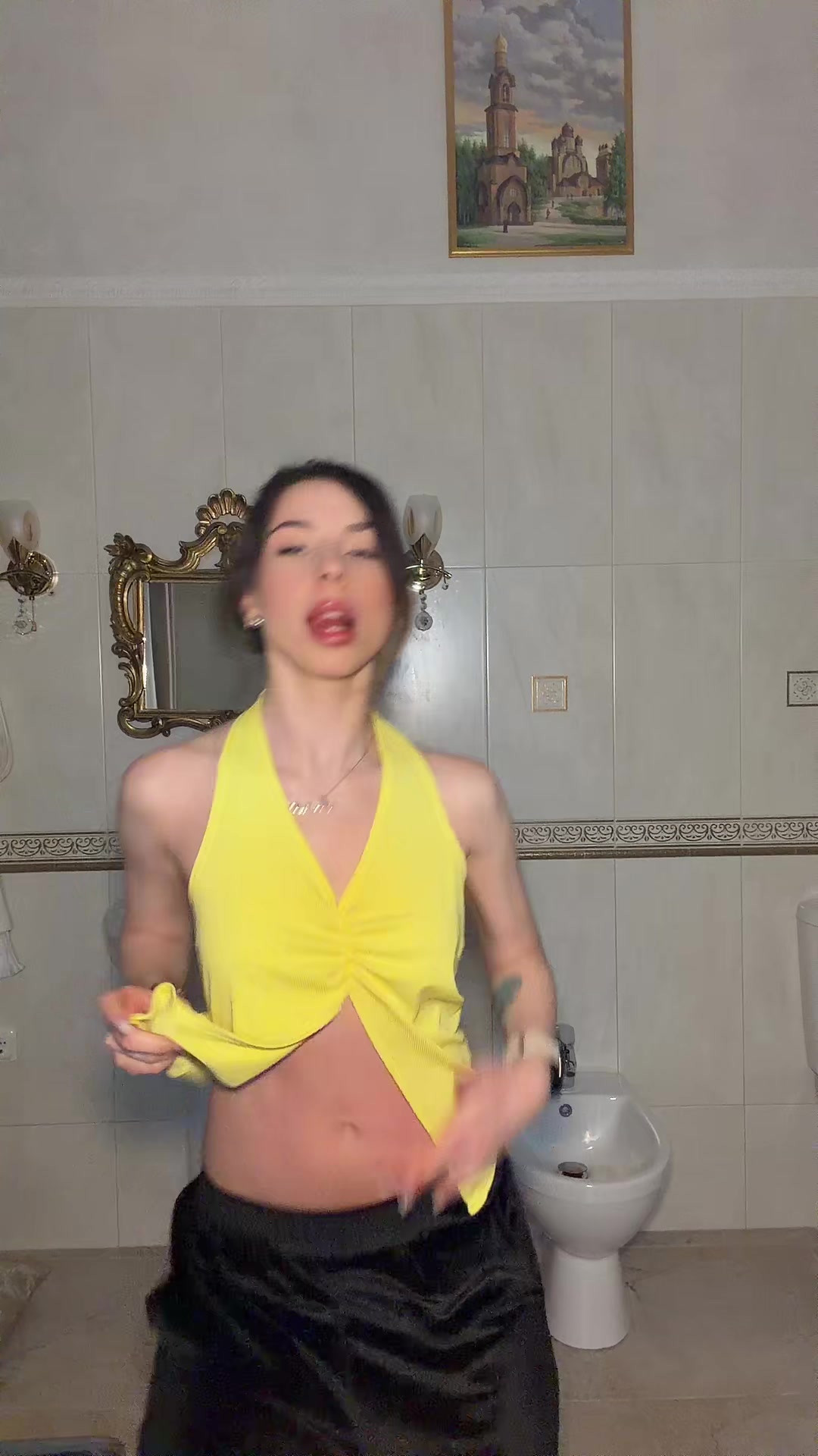 @helenlavie_