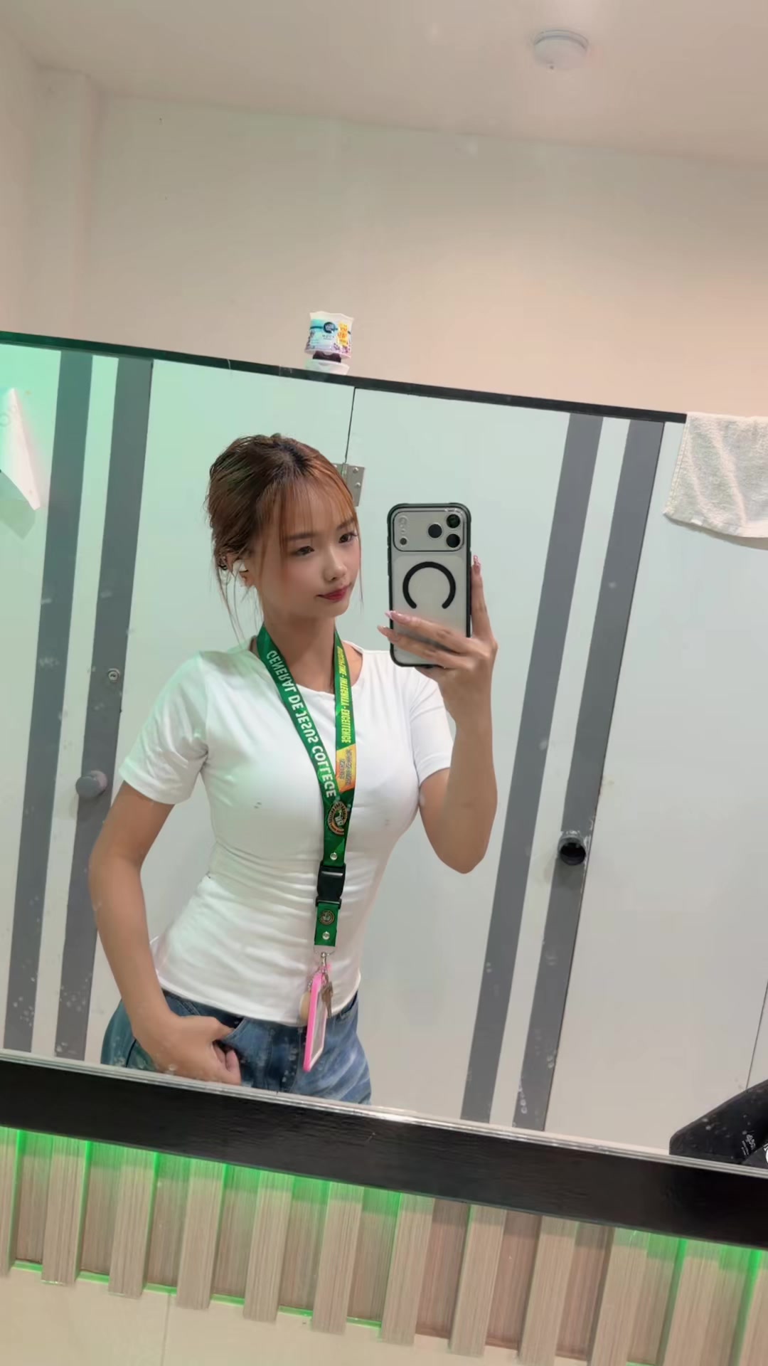 @zyylllee
