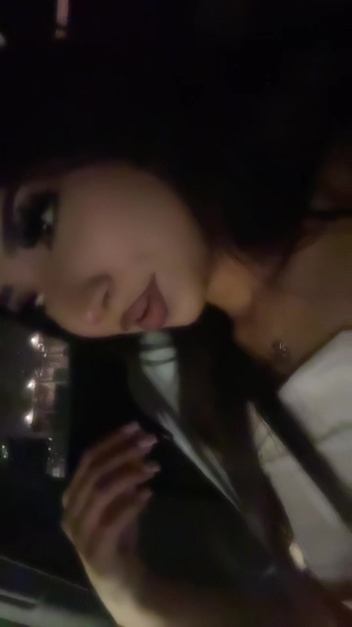 @𝑀𝒾𝒶 𝒷𝑒𝓁𝓁𝒶 𝓇𝑜𝓈𝑒