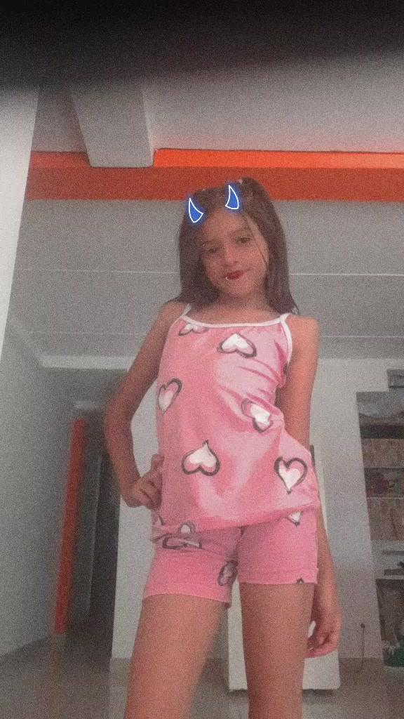 @nikol trochez