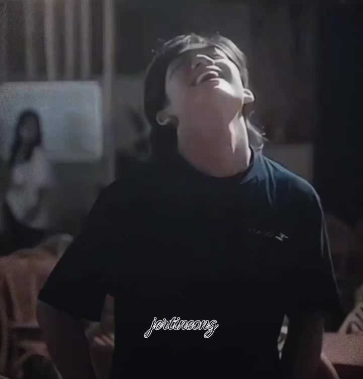 @_jertineong_