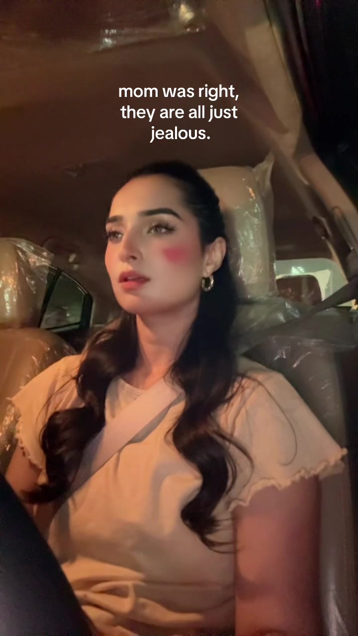 @Zaraxworld♡