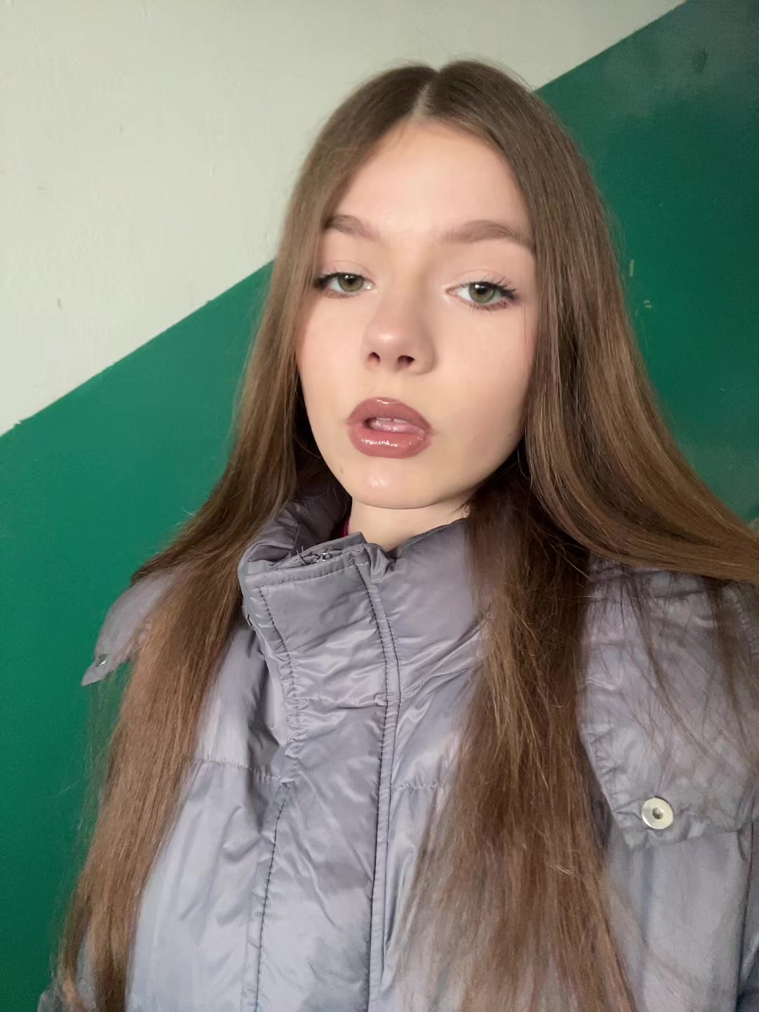 @нуя