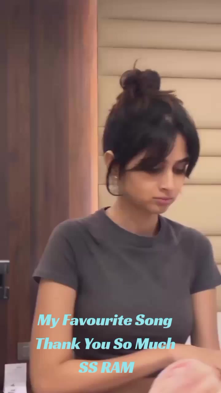 @Srushti😻🙈🤍