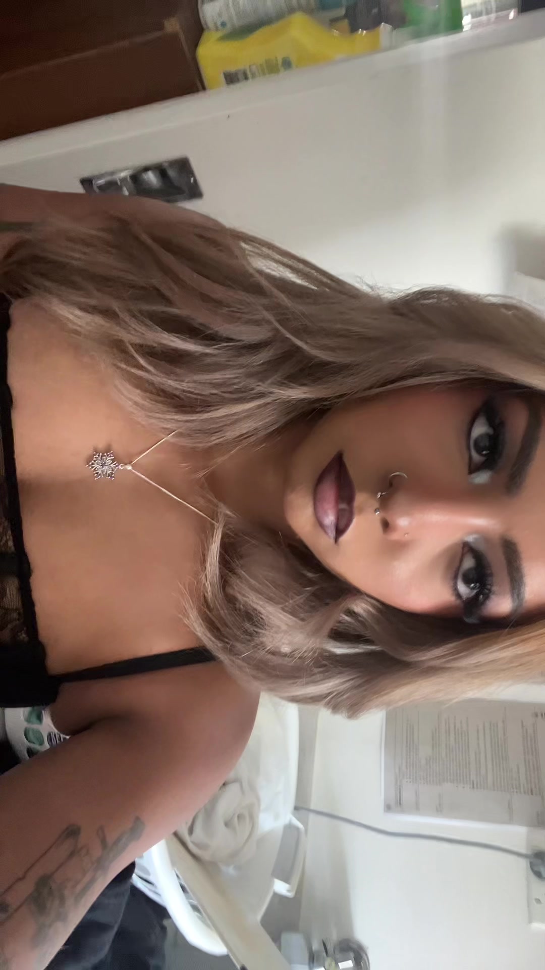 @4y4n1w