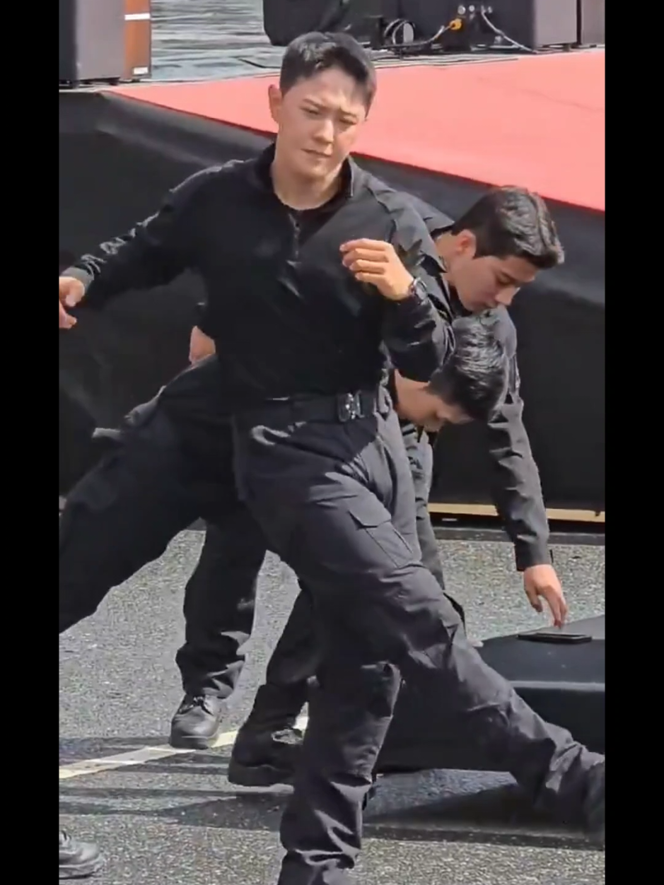 @DKingWorldwide ๐ฆ DK iKON ๐พ