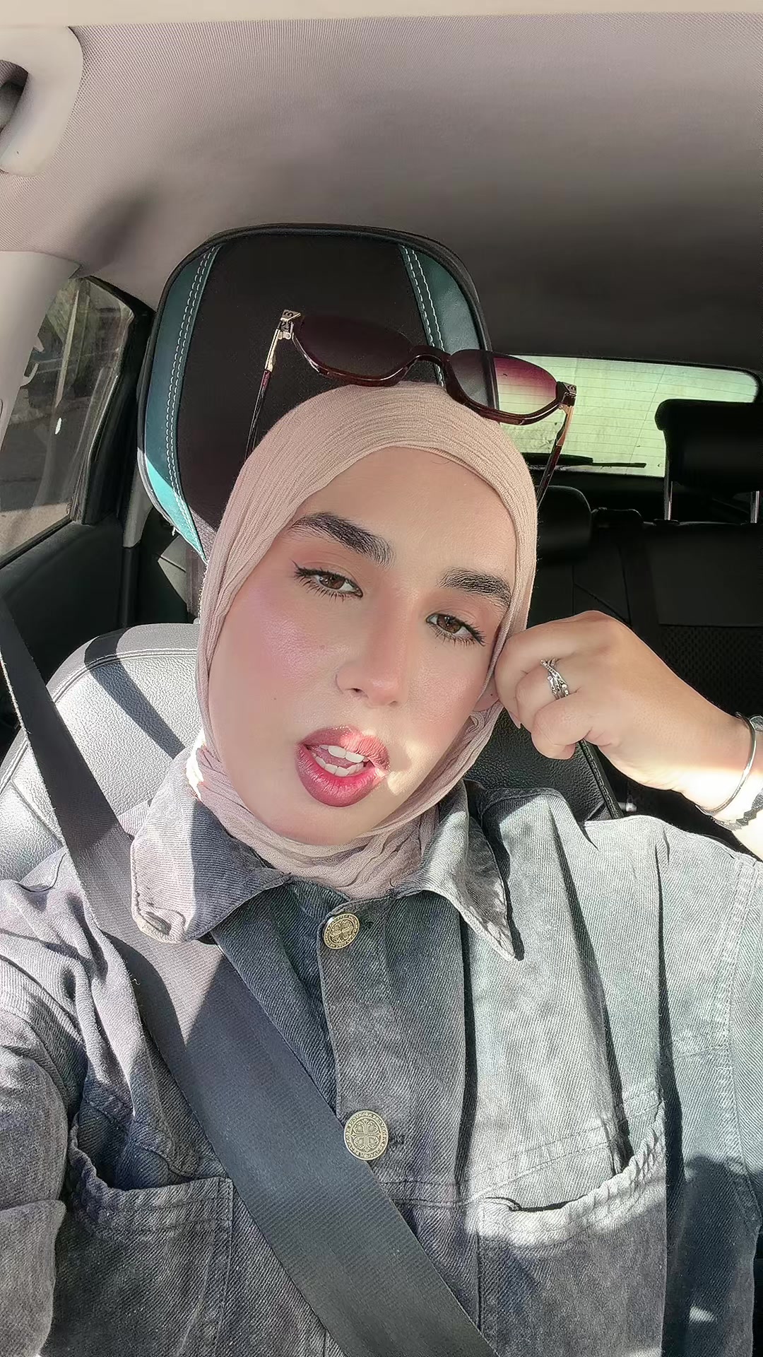 @yousra