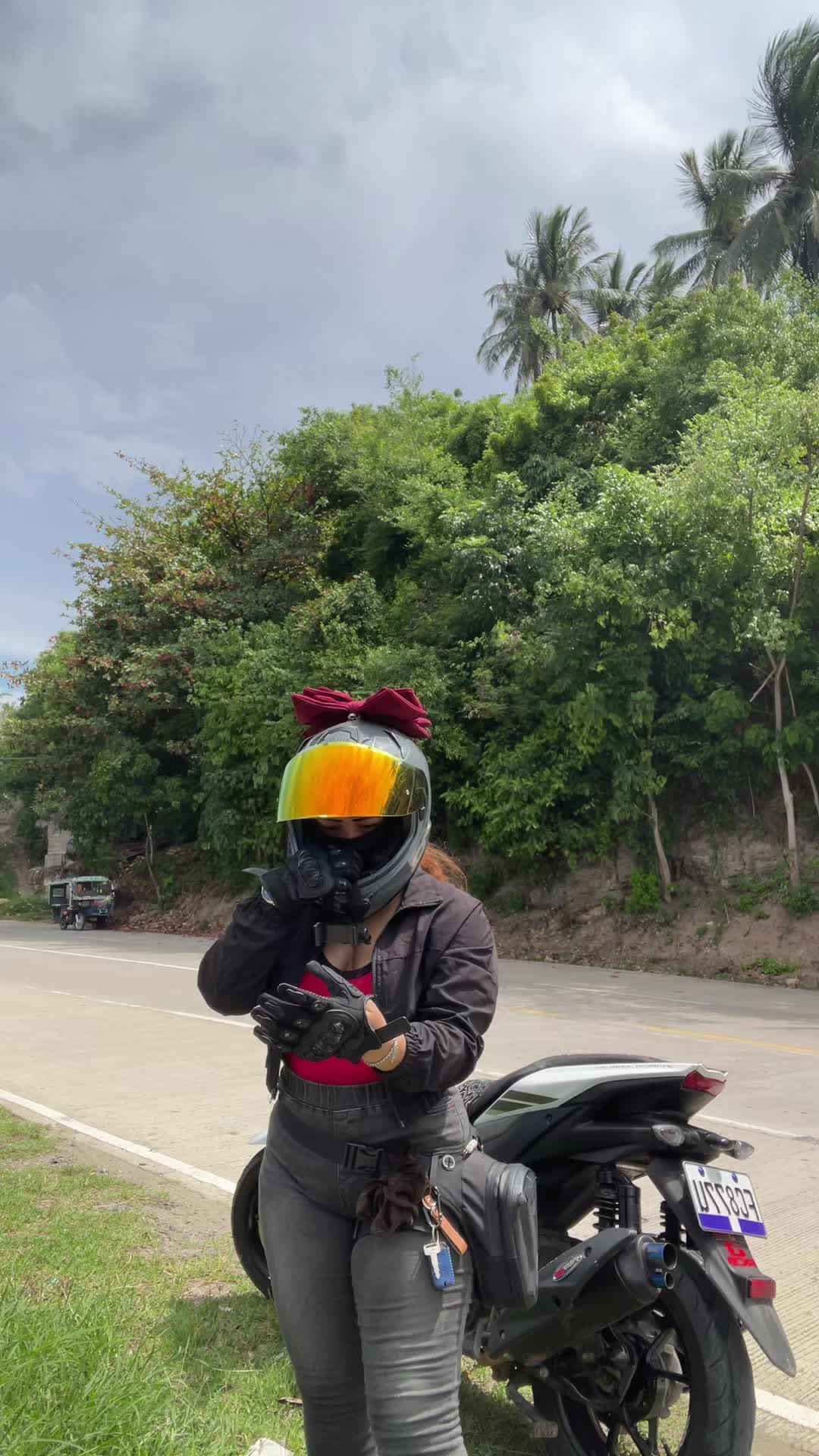 @Mahal moto๐๏ธ๐จ๐๐