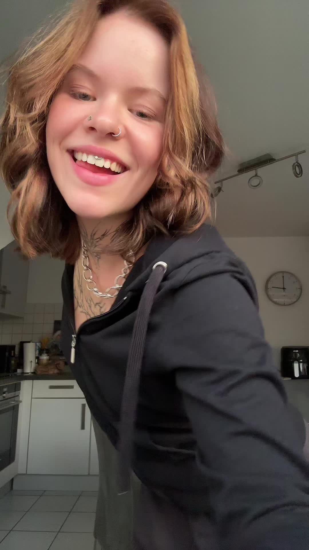 @vividsoly