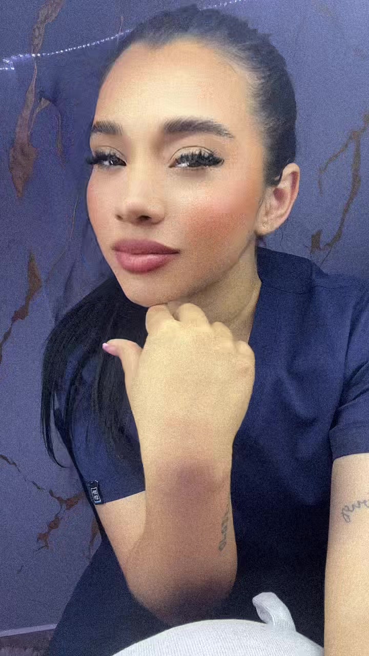 @👸🏻