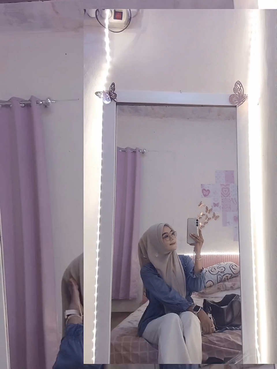 @Hrartnsri25