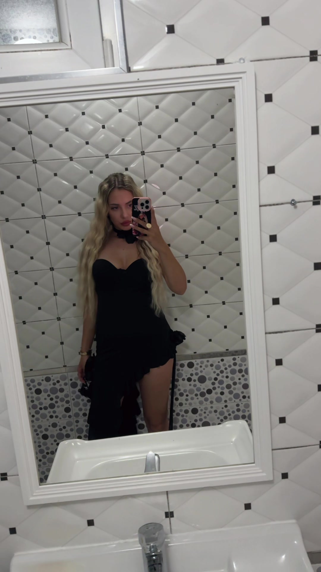 @Mar👑