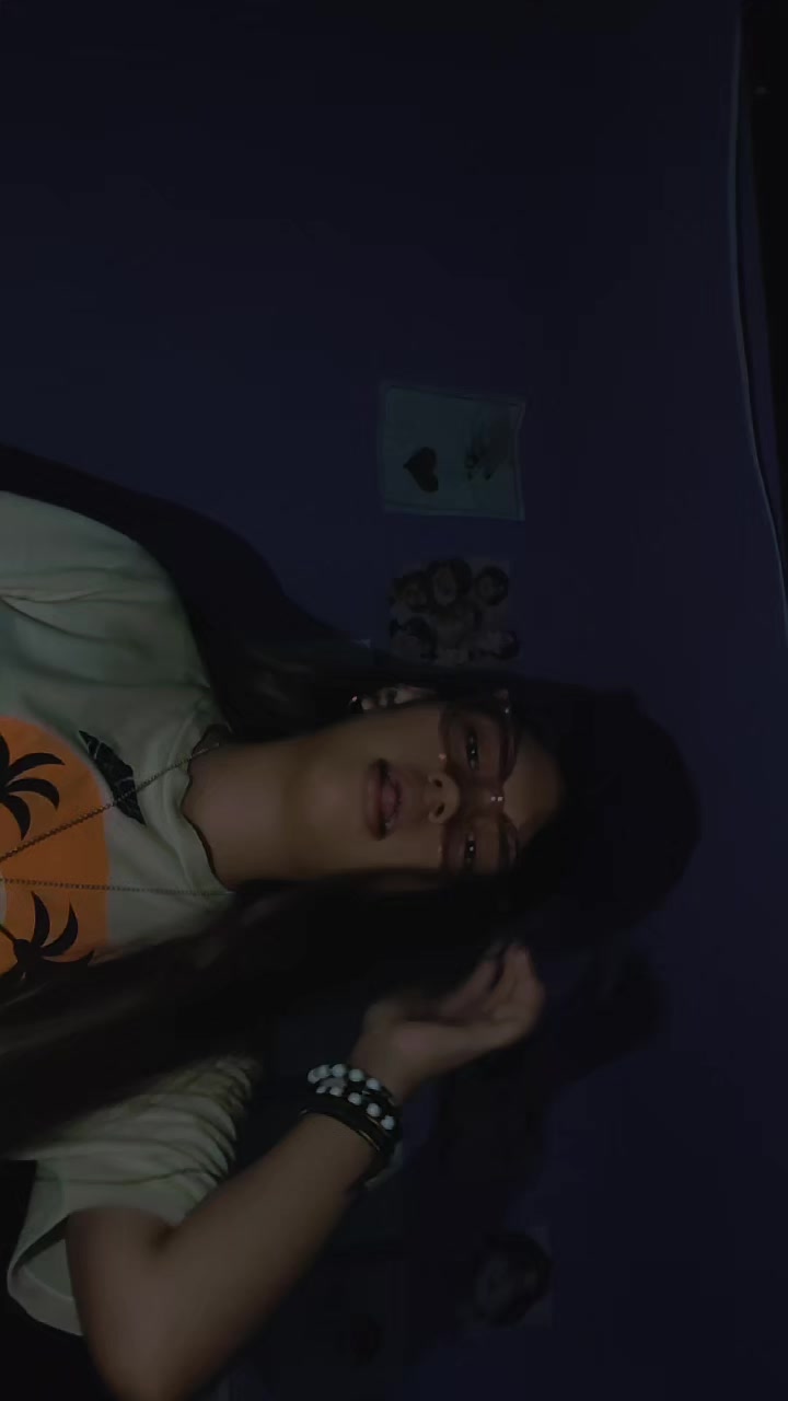 @marcela๐ค๐ค