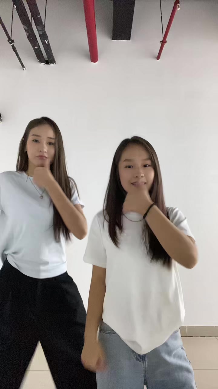@s0bina🕴🏻