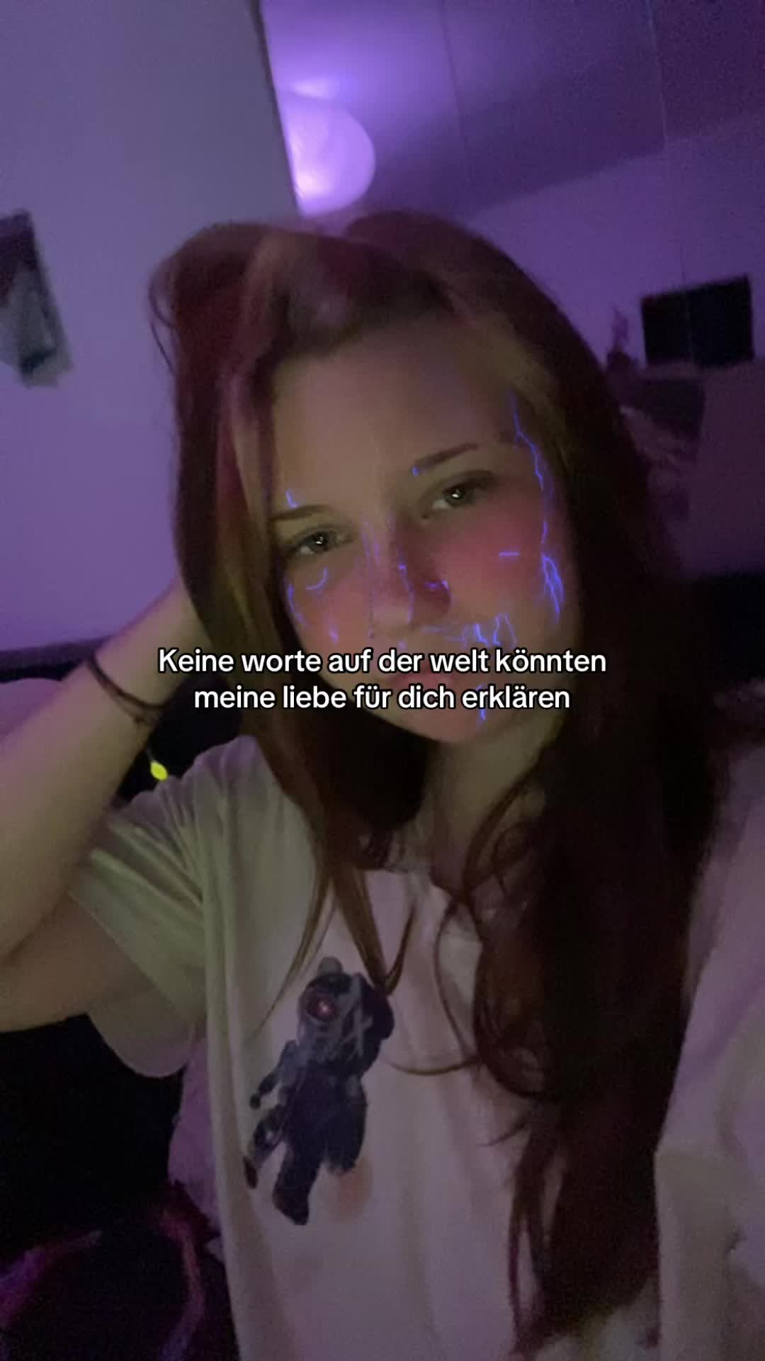 @🎧