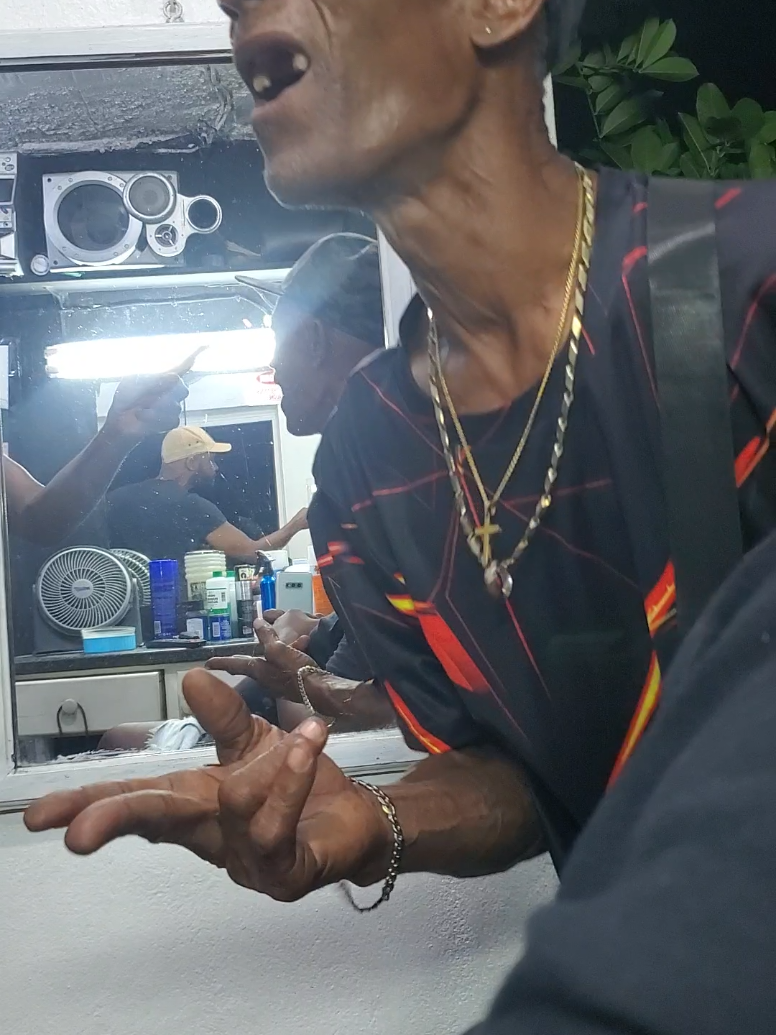 @obrezzy
