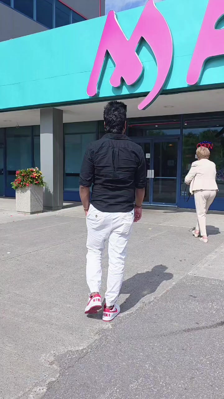 @Vijay🐅🇨🇦
