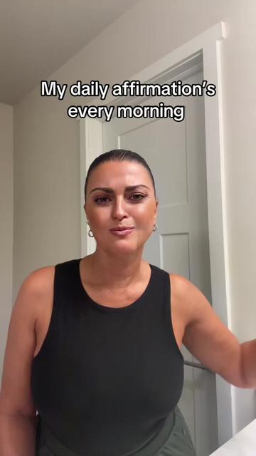 @Dora
