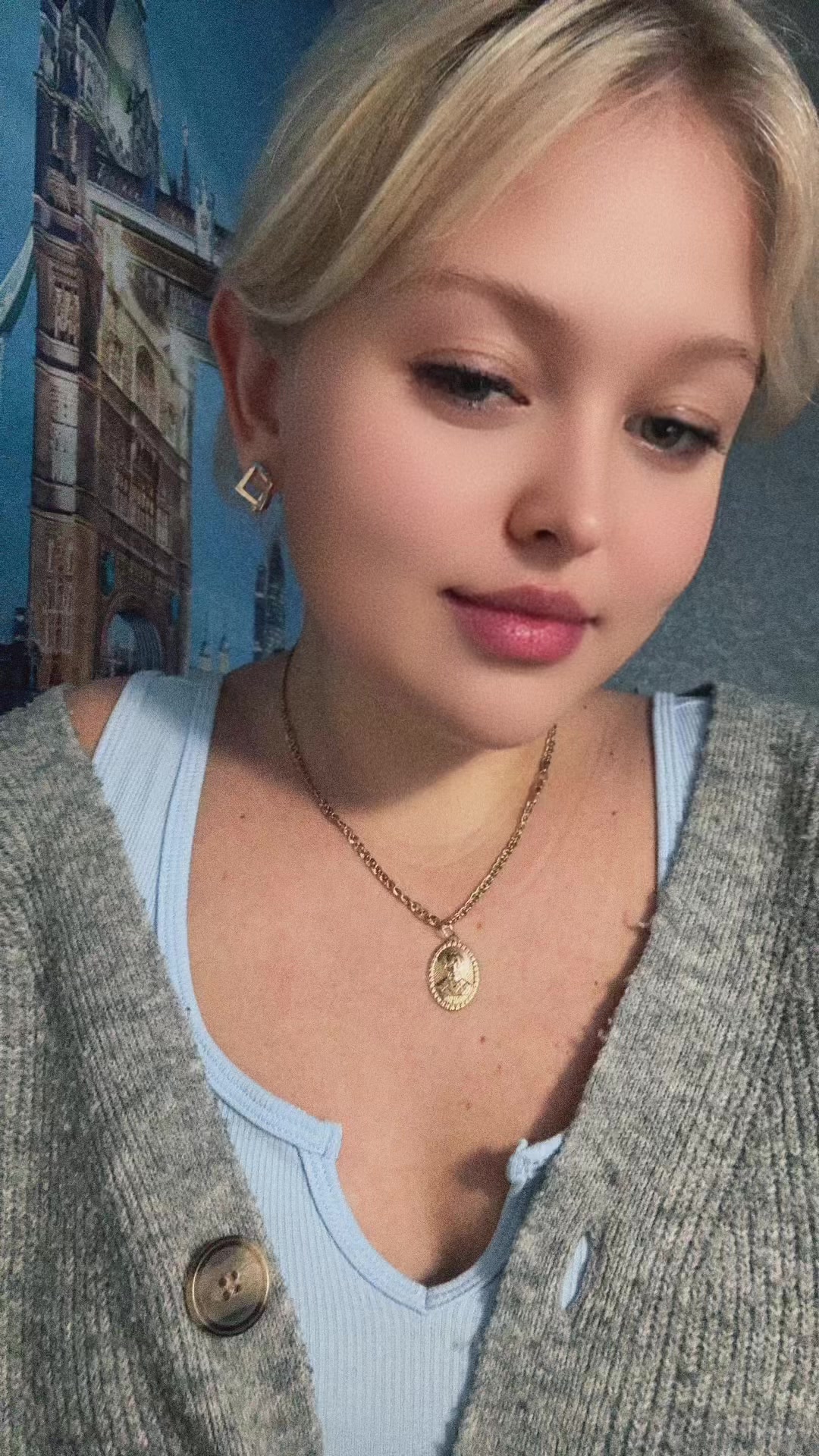 @Blonde in Istanbul🇹🇷