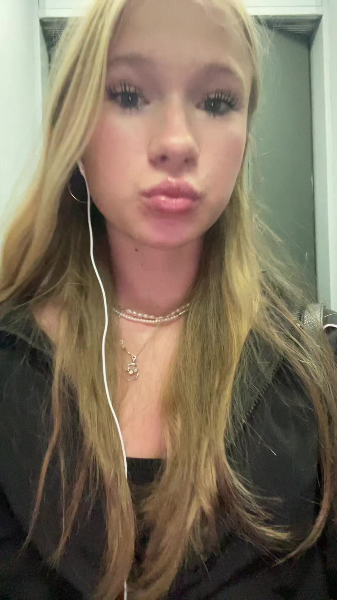 @sashaas