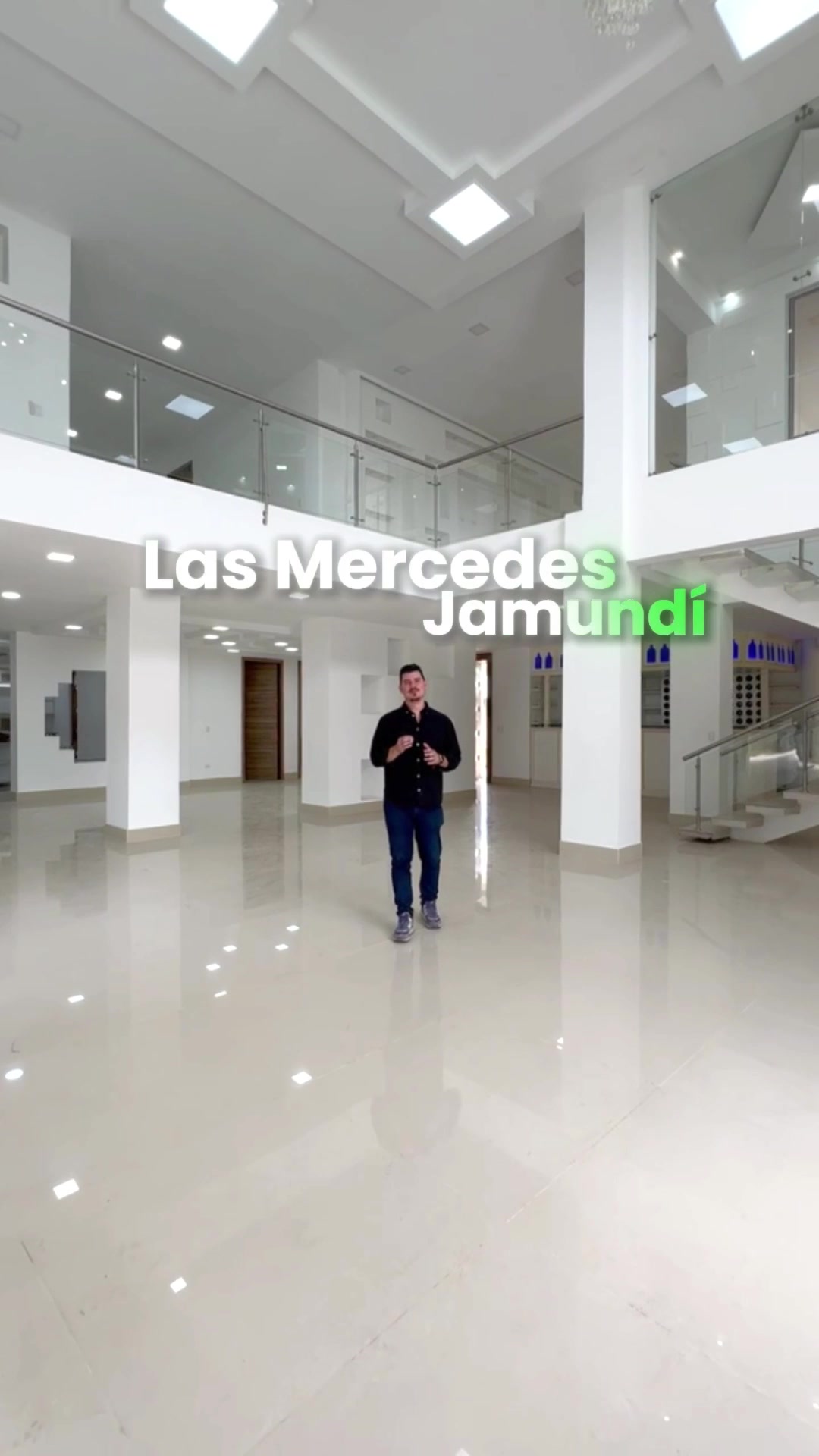 @Carlos Dávila bienes raíces
