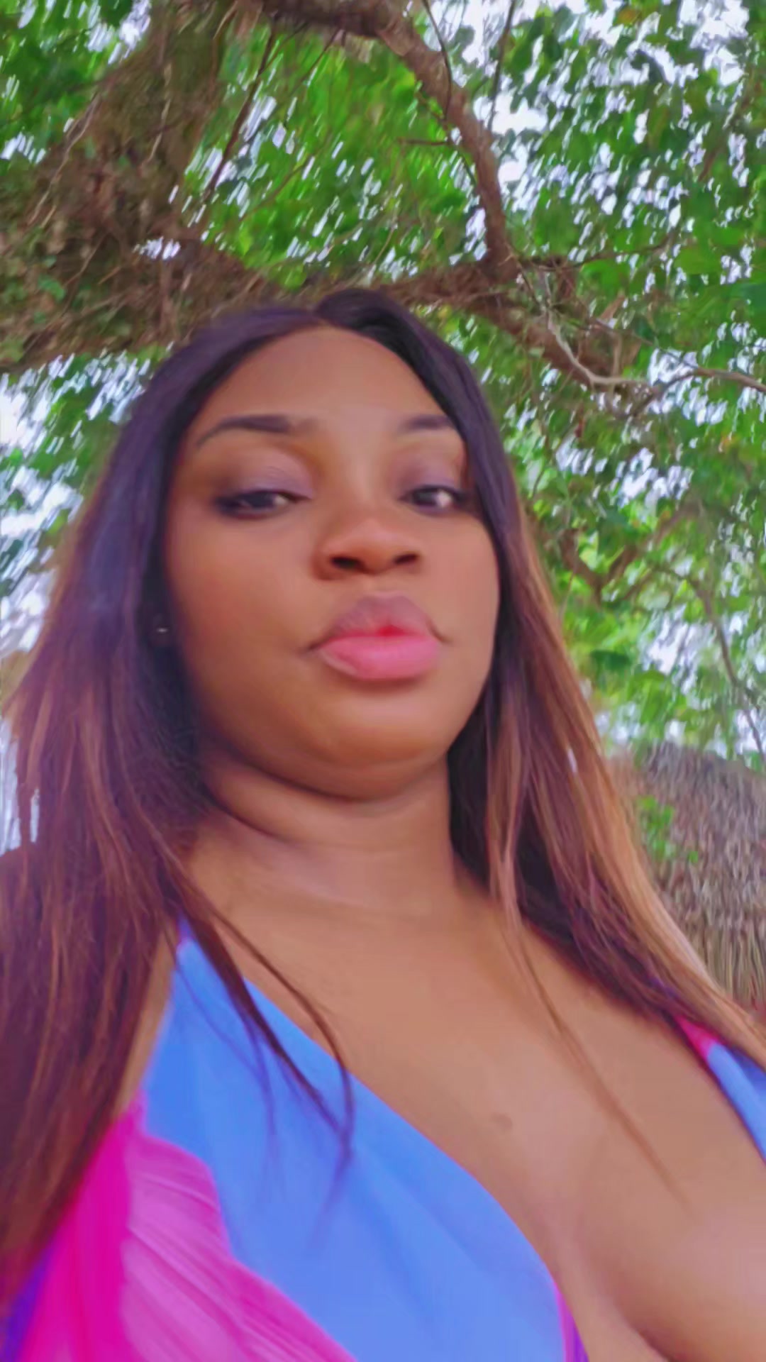 @Jannys Laure Affane🇬🇦