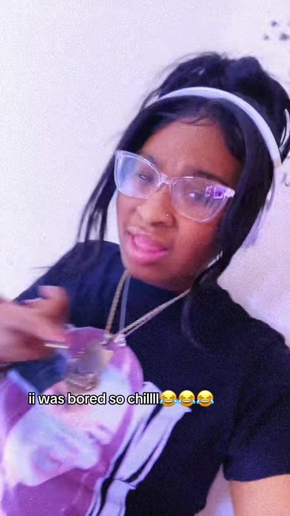 @𝐓𝐞𝐨𝐧𝐚𝐡𝐡𝐧𝐢𝐜𝐨𝐥𝐞𝐞🩶