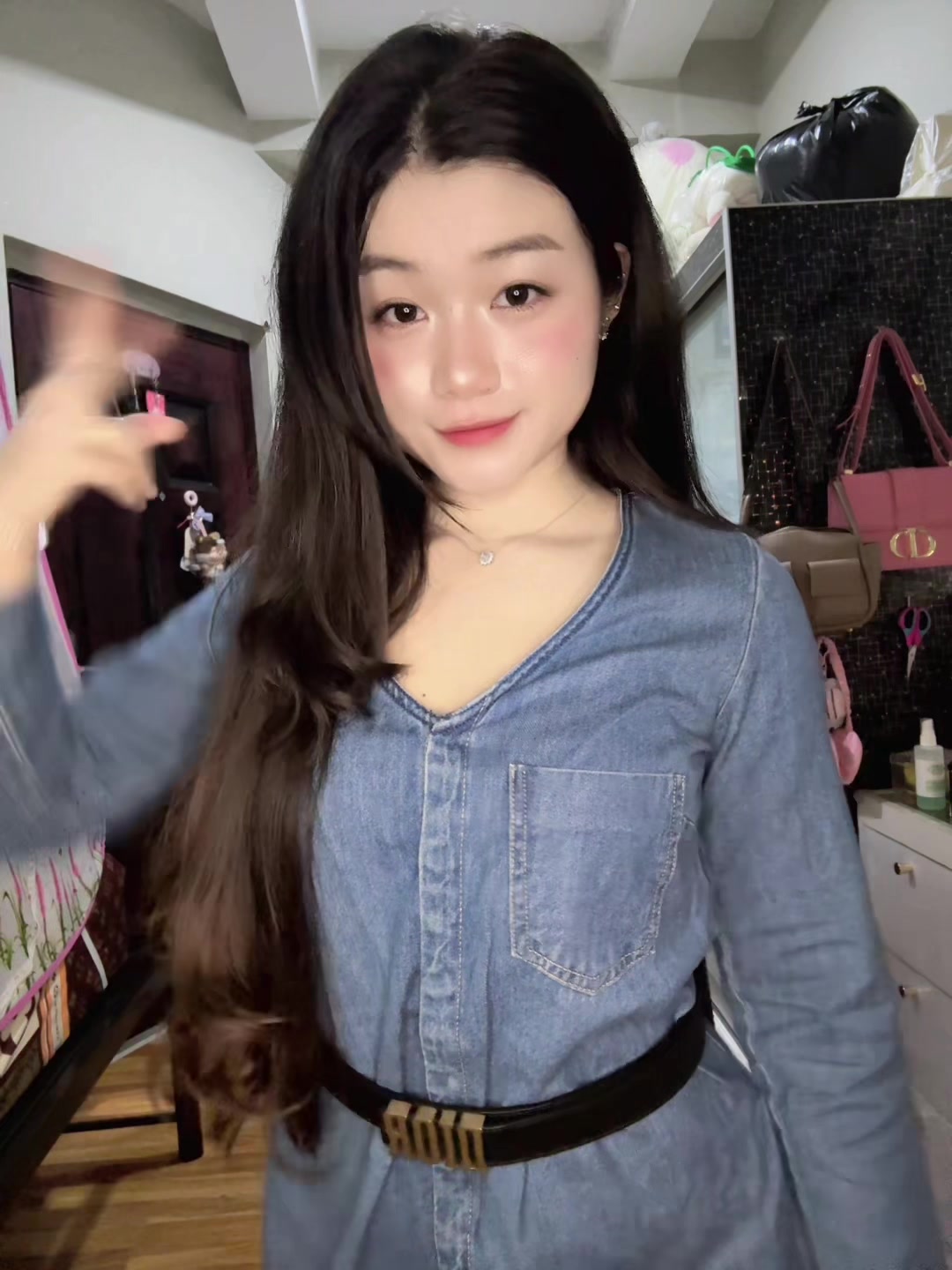 @yOOnkHIn LAY