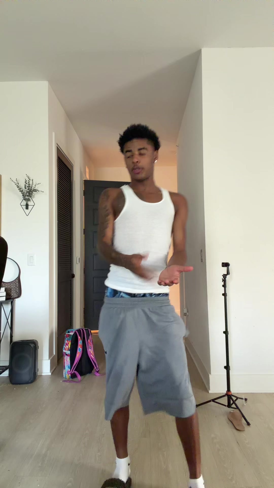 @1.waykai