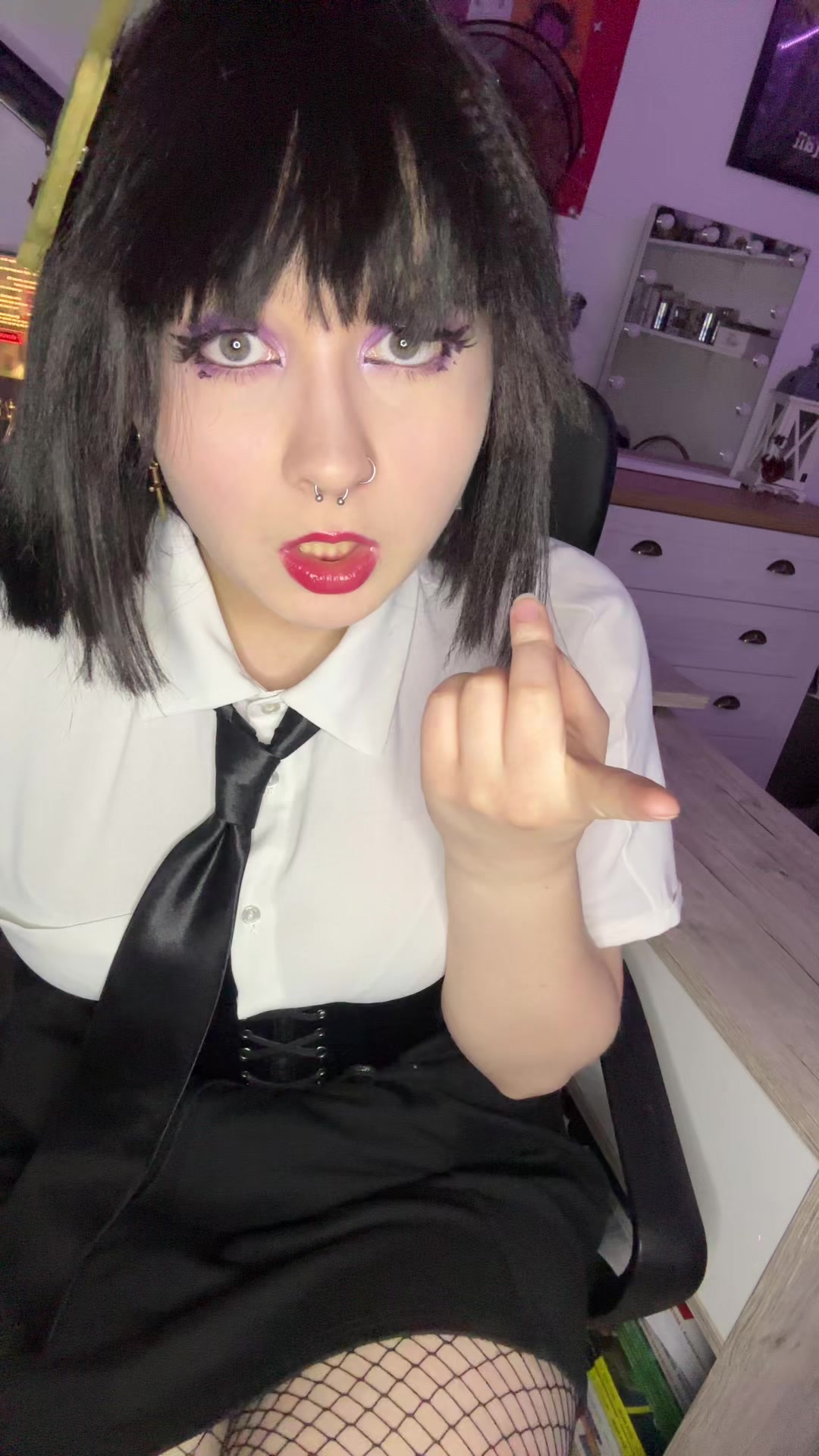 @Carmen<𝟥