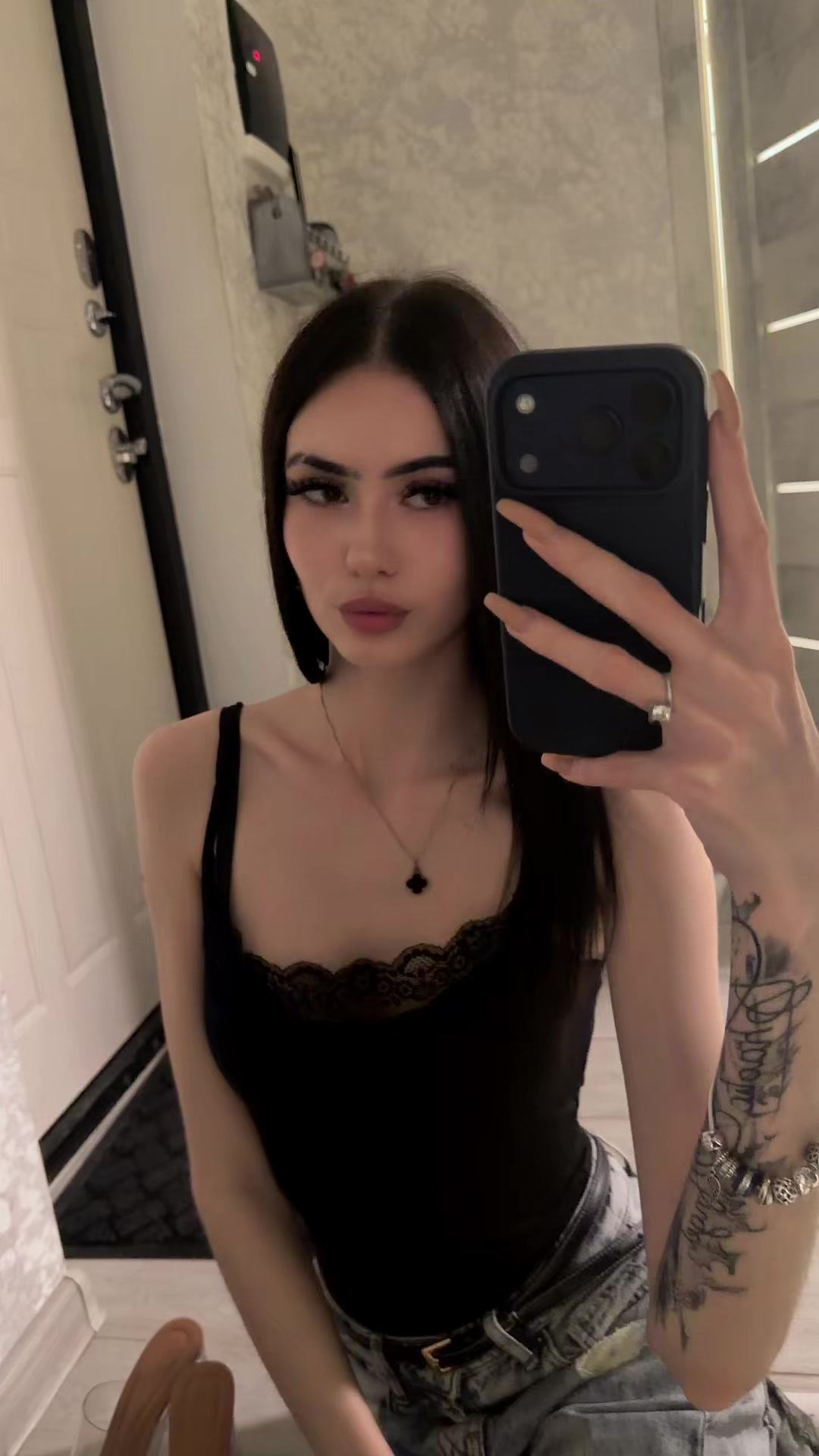 @user41169811832