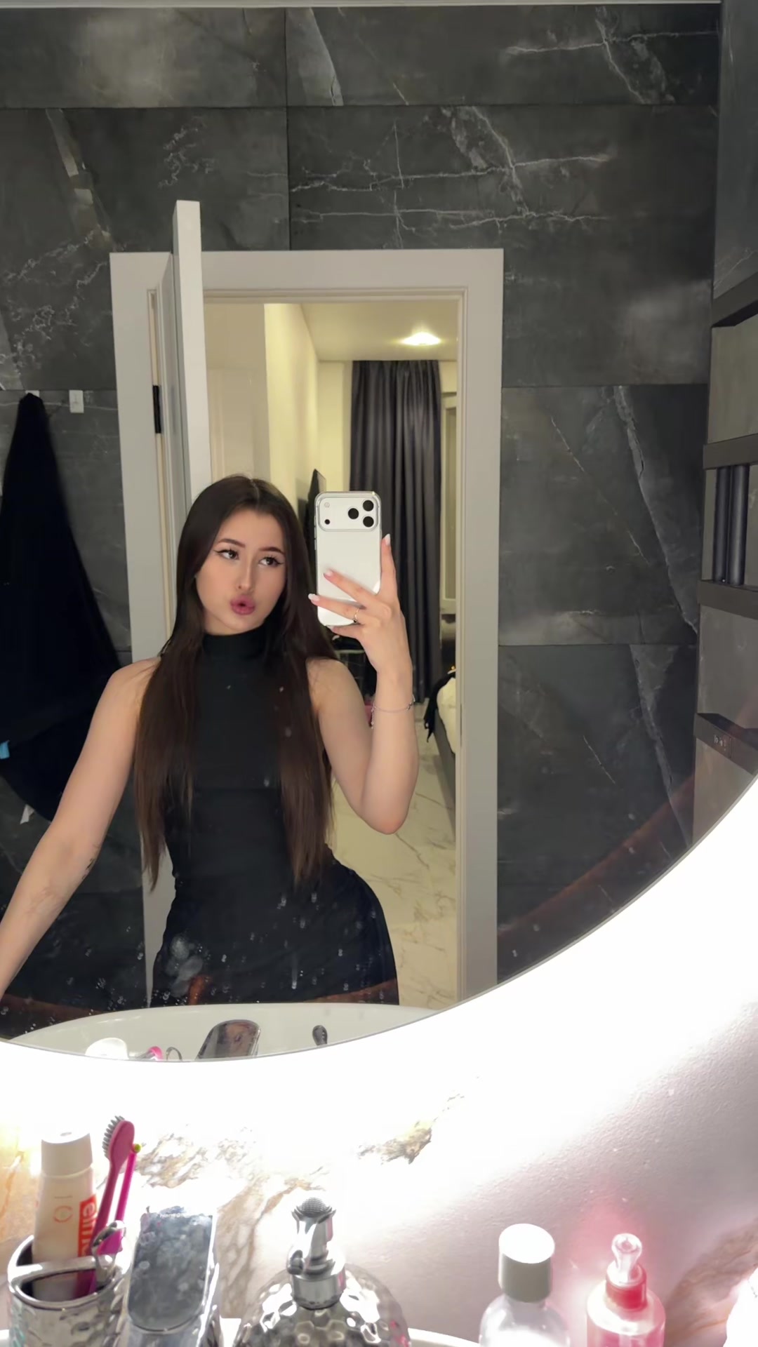 @aaemiliaa