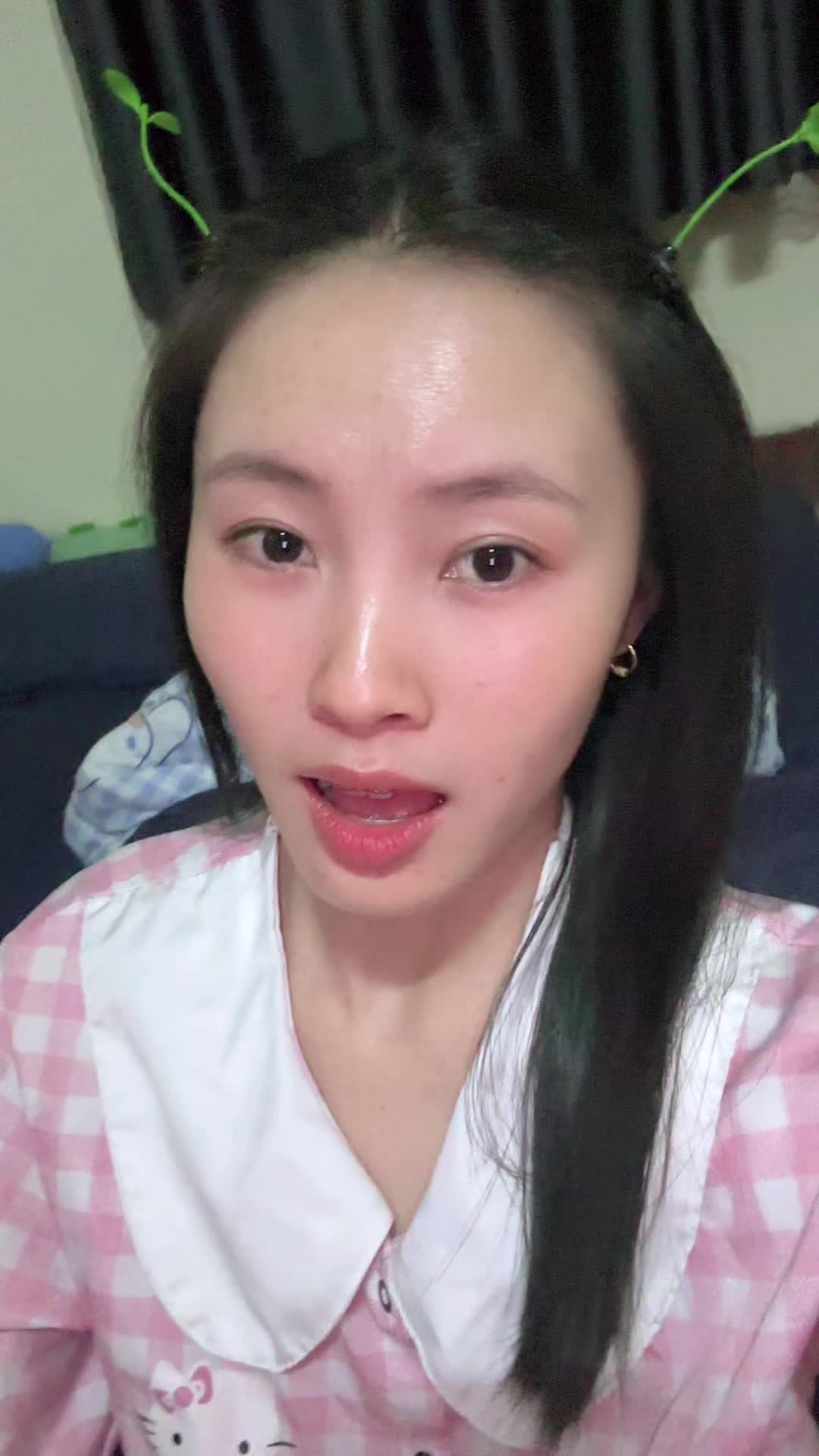 @陆娜（ອາລຸນລັກ🌷)