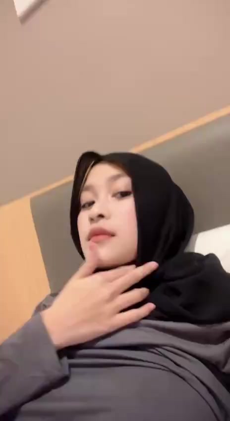 @𝐁𝐞𝐥𝐥𝐚 𝐒𝐲𝐚𝐡𝐟𝐢𝐫𝐚 ❤️
